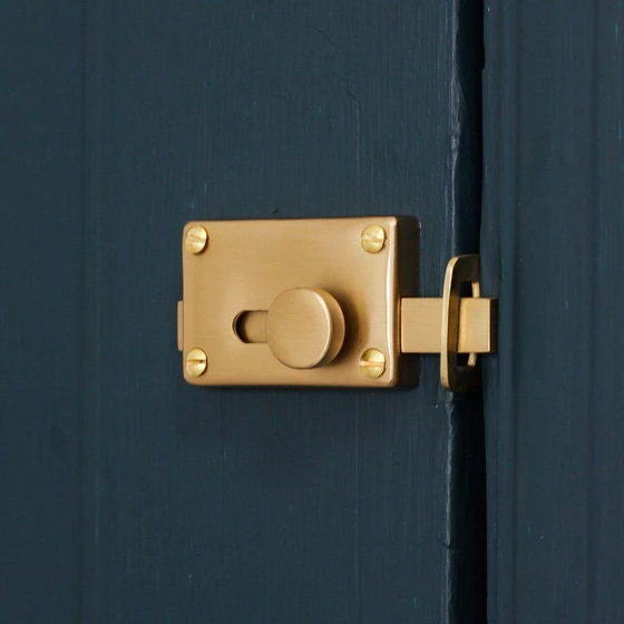 brass-door-lock-2.webp