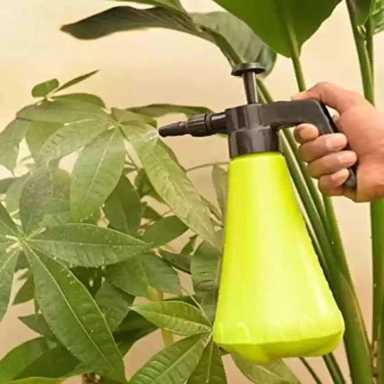 garden-spray-pump-1.webp