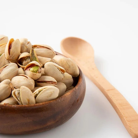 salted-roasted-pistachios-2.webp