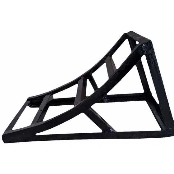 truck-wheel-chocks-1.webp
