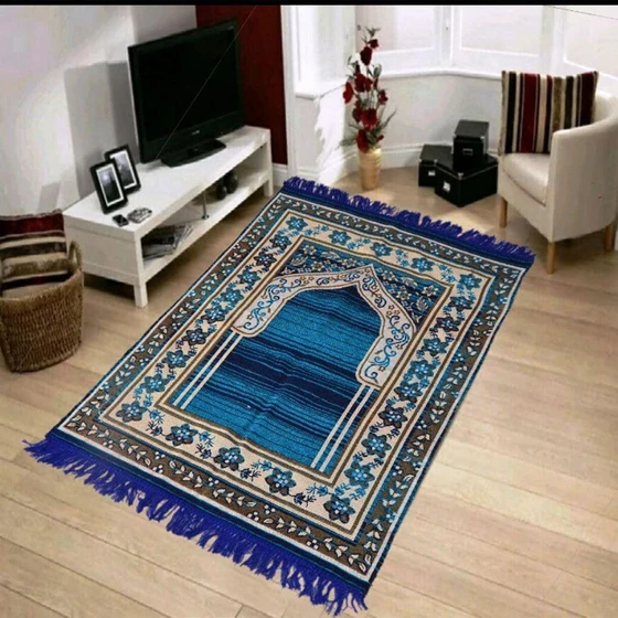chenille-prayer-rugs-1.webp