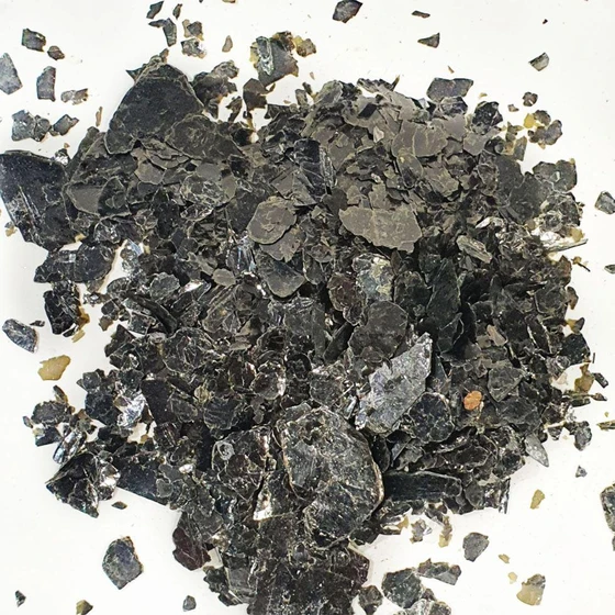 black-mica-flakes-1.webp