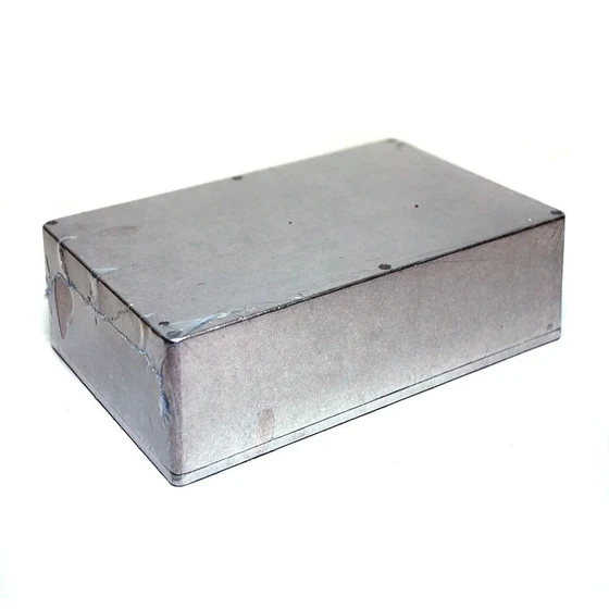 cast-aluminium-enclosure-1.webp