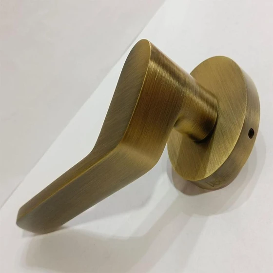 lever-brass-handles-2.webp