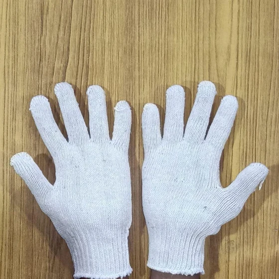 cotton-knitted-gloves-1.webp