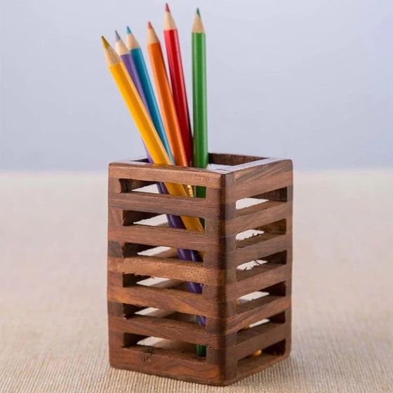 wooden-pen-stand-2.webp