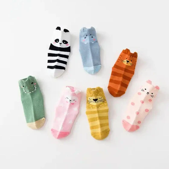 designer-baby-socks-1.webp
