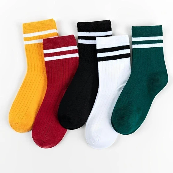 school-socks-2.webp