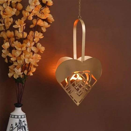 decor-hanging-candle-holder-2.webp