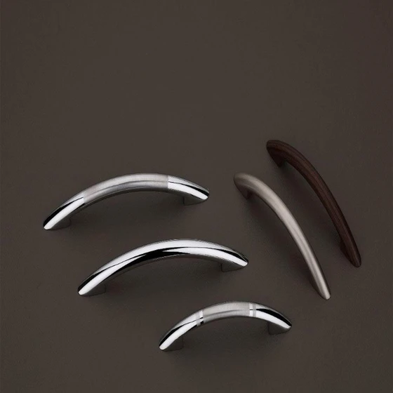 modern-pull-handles-1.webp