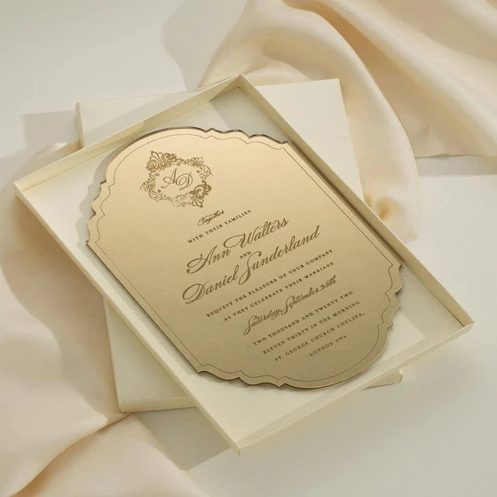 gold-wedding-card-box-2.webp