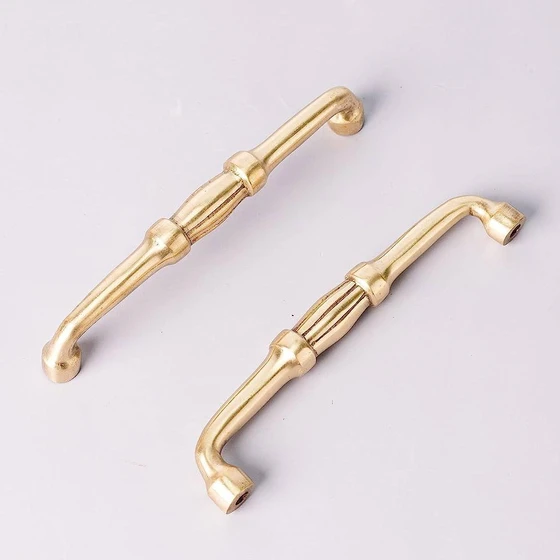 wardrobe-brass-door-handle-2.webp