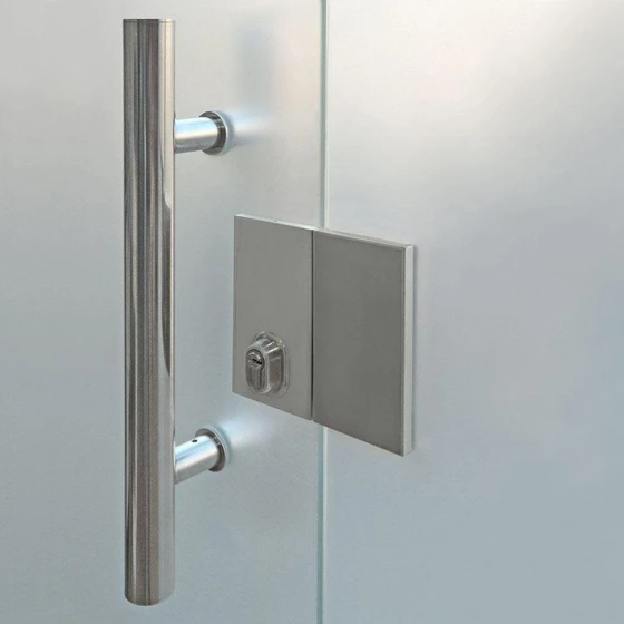 glass-door-handles-2.webp