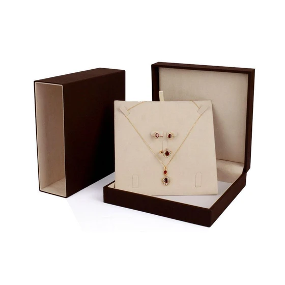 jewellery-packaging-box-2.webp