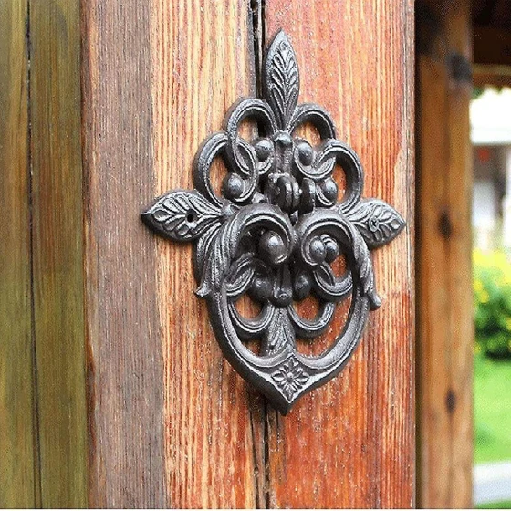 door-antique-knockers-2.webp