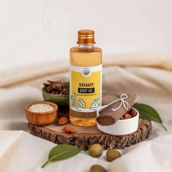 ayurvedic-body-oil-2.webp
