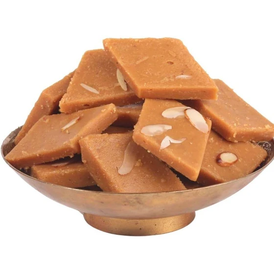 khoya-rewari-burfi-2.webp
