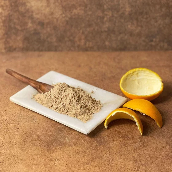 organic-orange-powder-2.webp