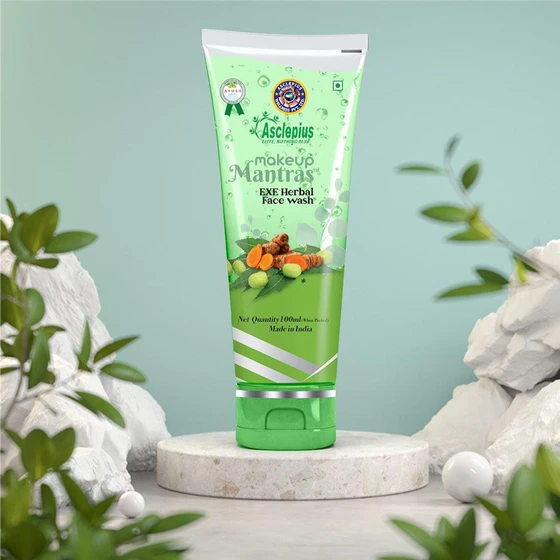 herbal-face-wash-2.webp