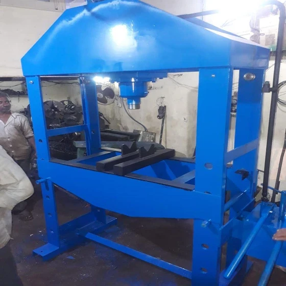 hand-operated-press-machine-2.webp
