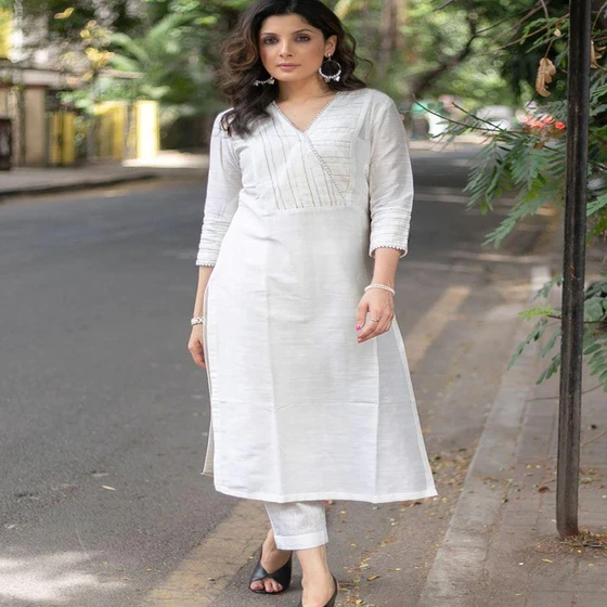 white-cotton-kurti-1.webp