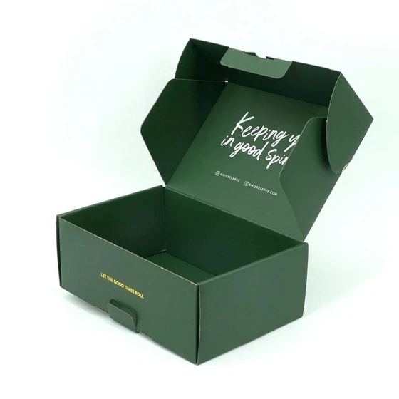 luxury-packaging-boxes-2.webp