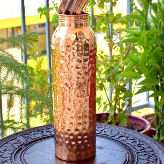 copper-hammered-bottle-2.webp