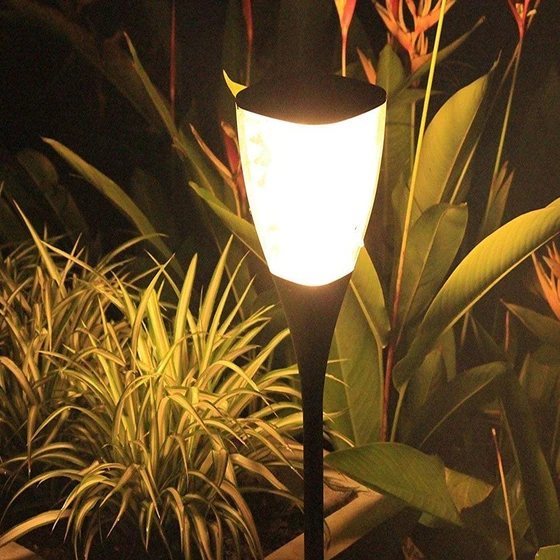 solar-garden-light-1.webp