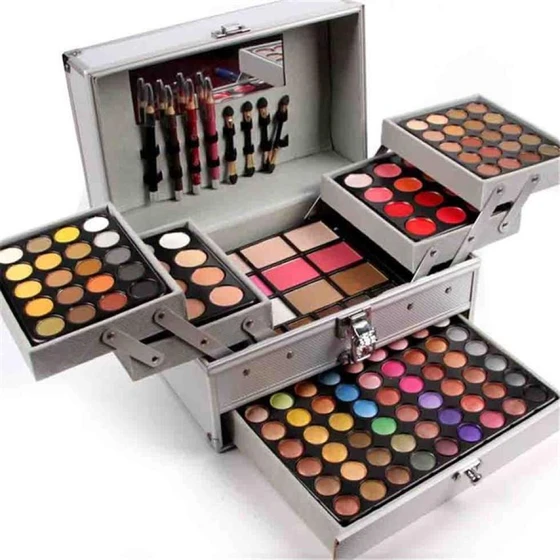 makeup-set-box-2.webp