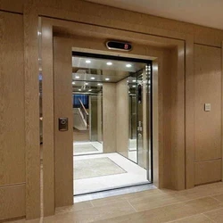 Persons Hotel Lift
