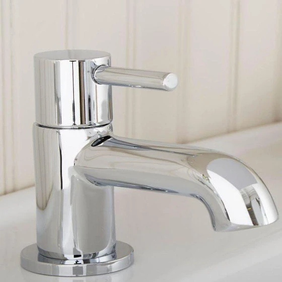 silver-ss-bathroom-tap-2.webp