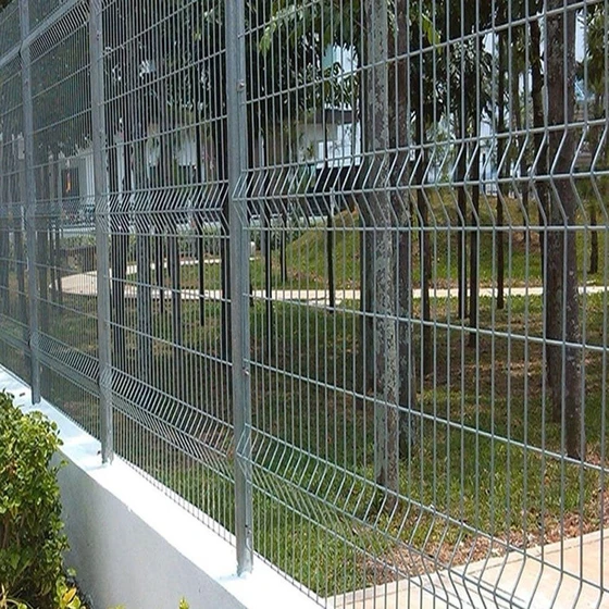 iron-wire-fencing-2.webp