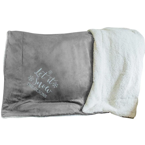 personalised-embroidered-blanket-2.webp