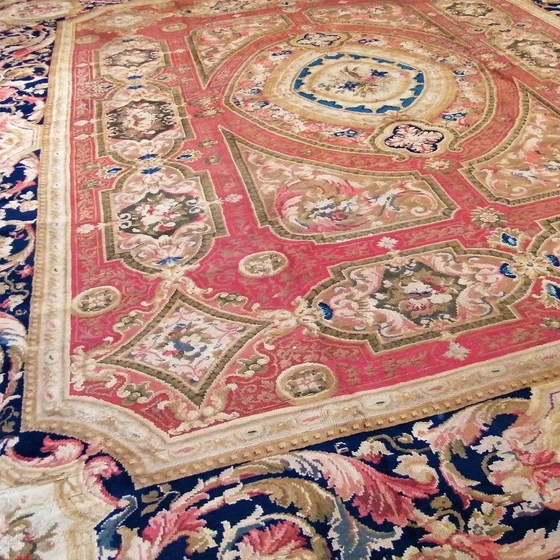 vintage-axminster-carpet-2.webp