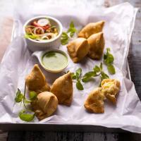 Chilli Paneer Samosa