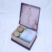 Designer Wedding Card Box Image