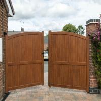 Double-Open Swing Gates 