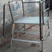 Fixed Platform Ladder