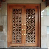 Kashmir Wood Carving Doors, Element of traditional