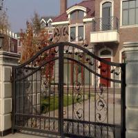 Ms Hinged Grill Gate, Residential usage, Manual style