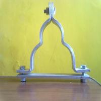 Nylon Clamp Trefoil Image