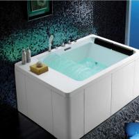 Plain Jacuzzi Bathtub