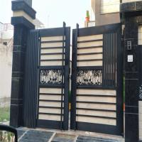 Residential Ms Grill Gate, Sliding style, Black colour