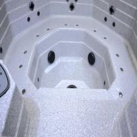 Royal Spa Bathtubs Image