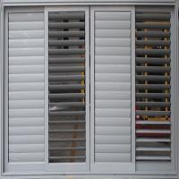 sliding louvre panels, blades are mounted, effortlessly