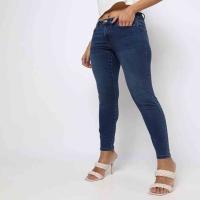 Premium Quality Comfortable Woman Slim Fit Jeans Accessible