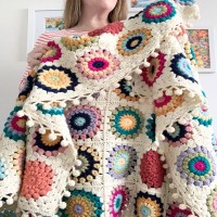 Beautiful Granny Square Crochet Blanket, simple Images