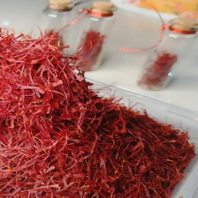 Super Negin Saffron, Glass bottle, crimson color,  Images