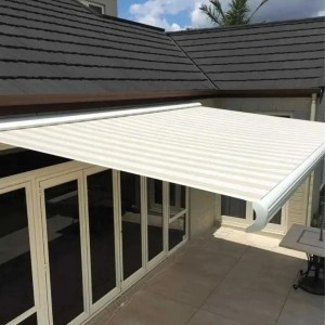 Cassette Full Awning