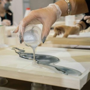 Glass Cast Epoxy Resin, Transparent liquid appearance